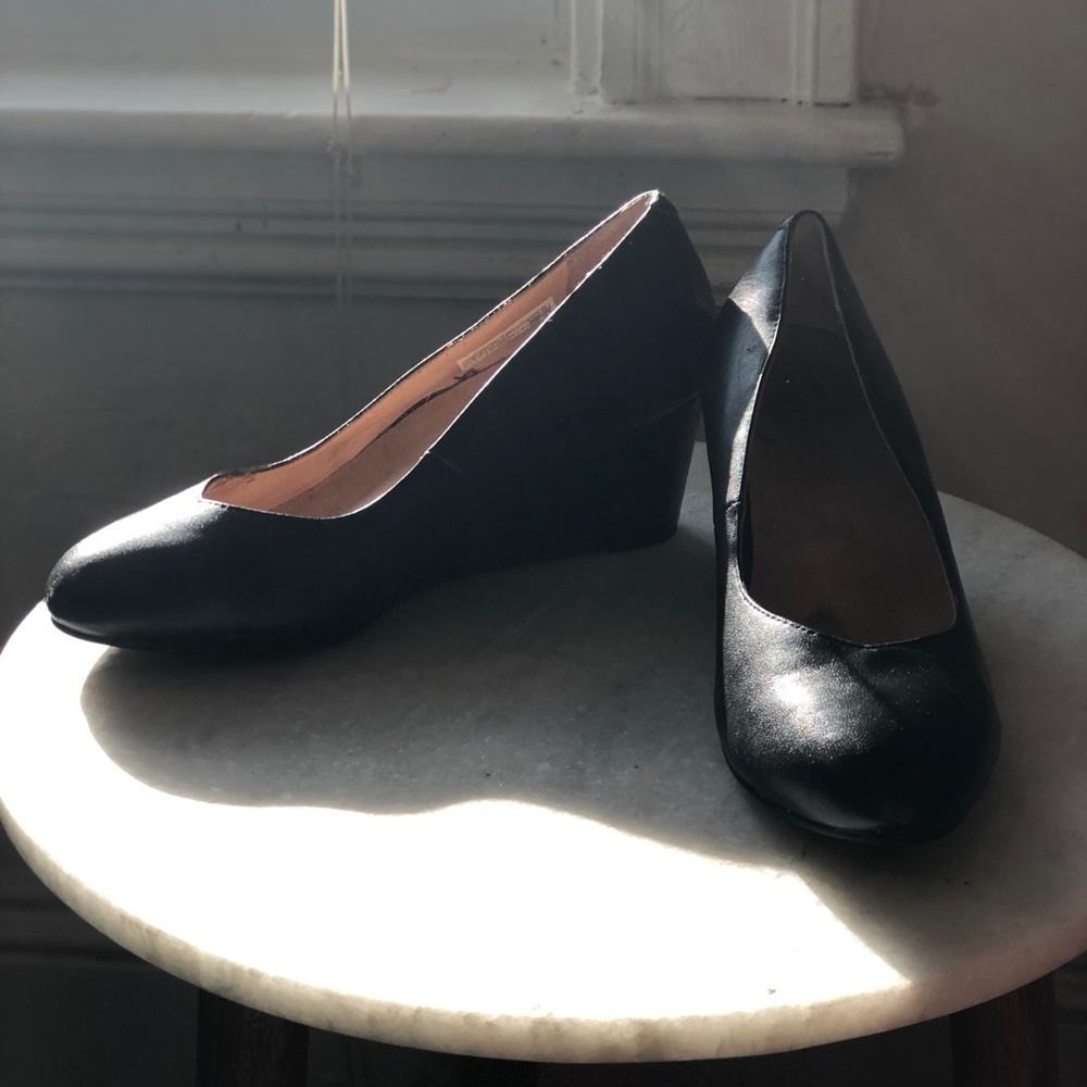 Bionic black wedge heels